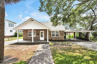 205 W Moore Street, Southport, NC 28461