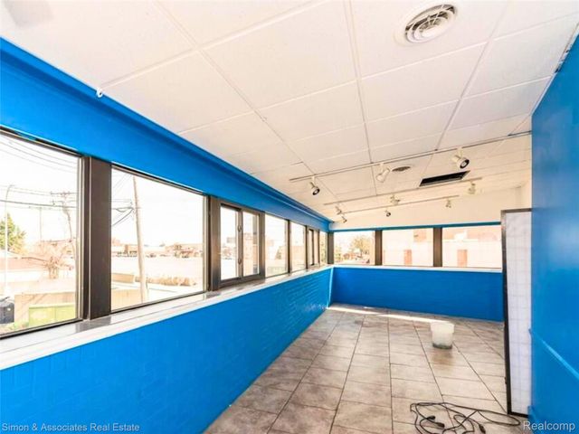 13736 Michigan Avenue, Dearborn, MI 48126