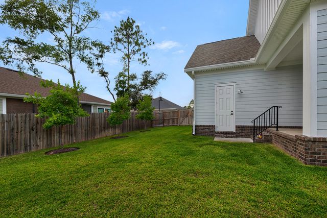 637 Chamomile Court, Niceville, FL 32578