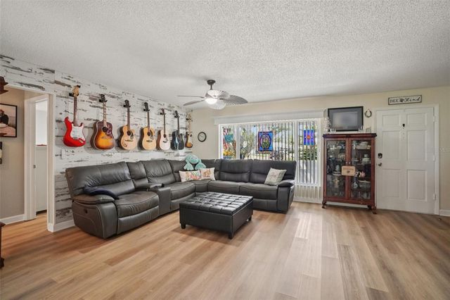 9153 42ND WAY N, Pinellas Park, FL 33782