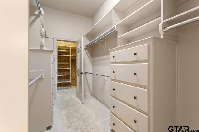 2123 Evansburg Ln, Tyler, TX 75703