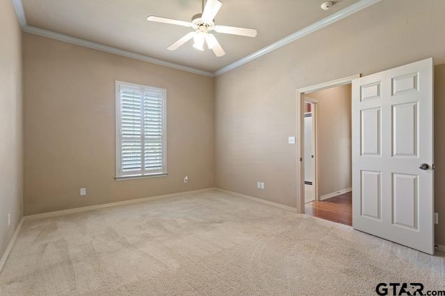 2123 Evansburg Ln, Tyler, TX 75703