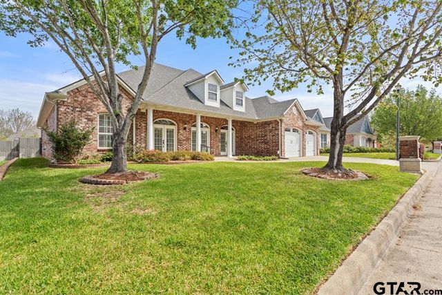 2123 Evansburg Ln, Tyler, TX 75703