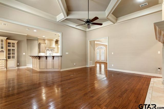 2123 Evansburg Ln, Tyler, TX 75703