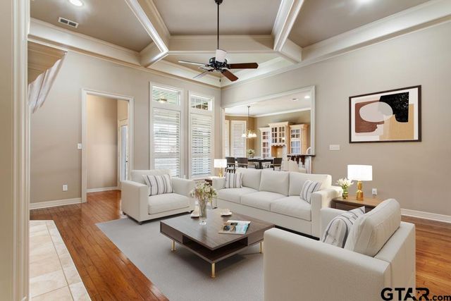 2123 Evansburg Ln, Tyler, TX 75703