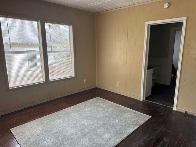 1106 W Ash Ave, Duncan, OK 73533