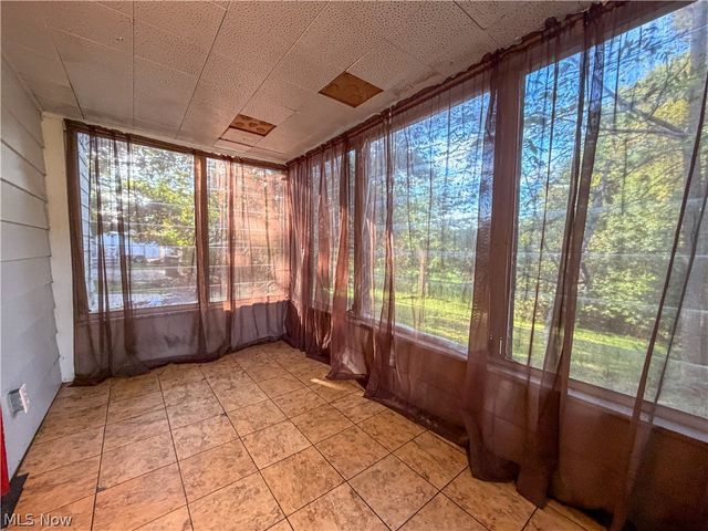 426 E Laclede Avenue, Youngstown, OH 44507