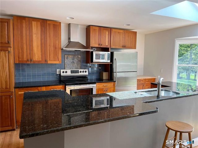 231 Rivergate Drive, Wilton, CT 06897