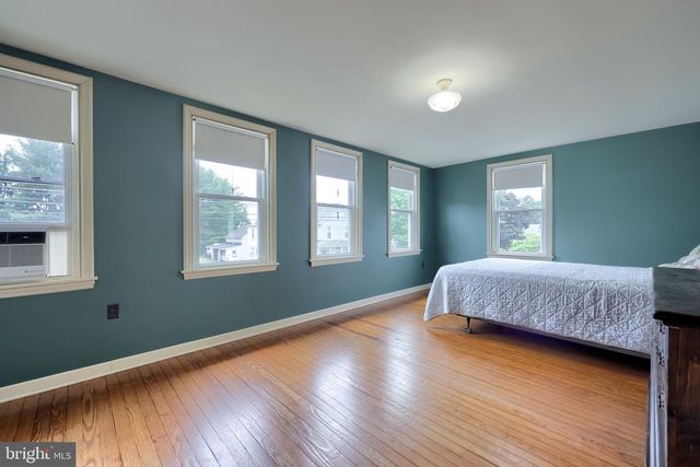 1316 NEWPORT RD, Manheim, PA 17545