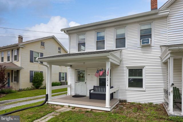 1316 NEWPORT RD, Manheim, PA 17545