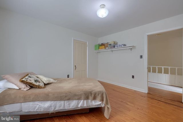 1316 NEWPORT RD, Manheim, PA 17545