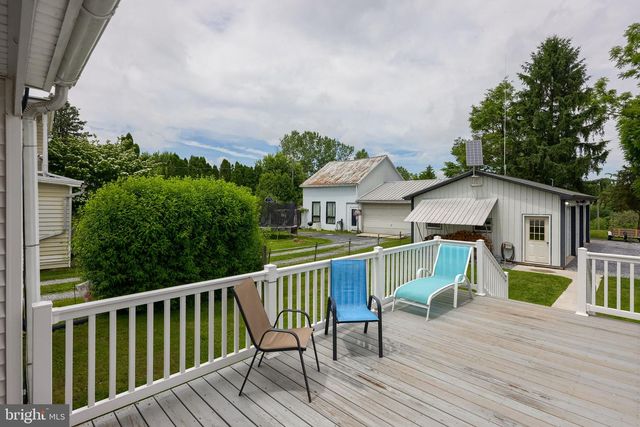 1316 NEWPORT RD, Manheim, PA 17545