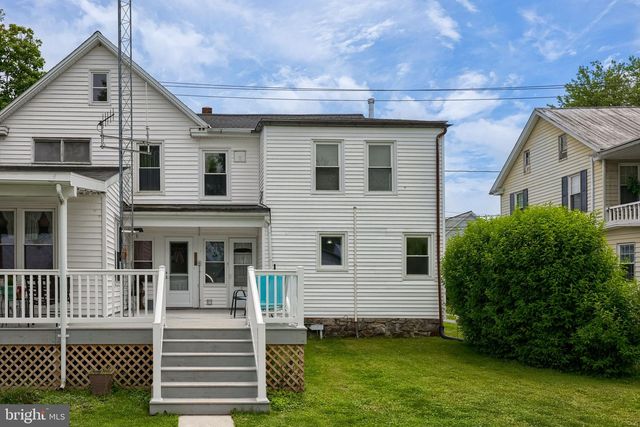1316 NEWPORT RD, Manheim, PA 17545