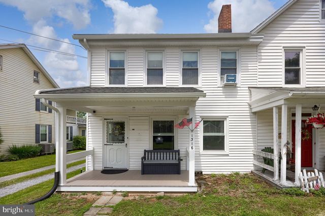 1316 NEWPORT RD, Manheim, PA 17545
