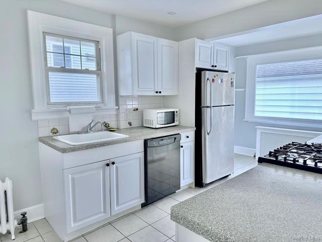711 Hall Street, Mamaroneck, NY 10543