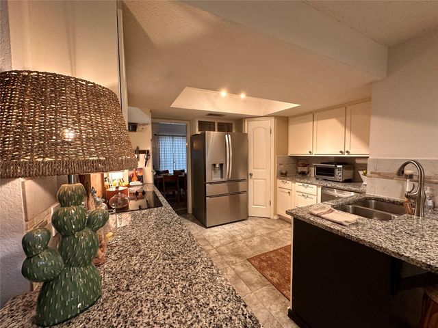 800 Prize Oaks DR, Cedar Park, TX 78613