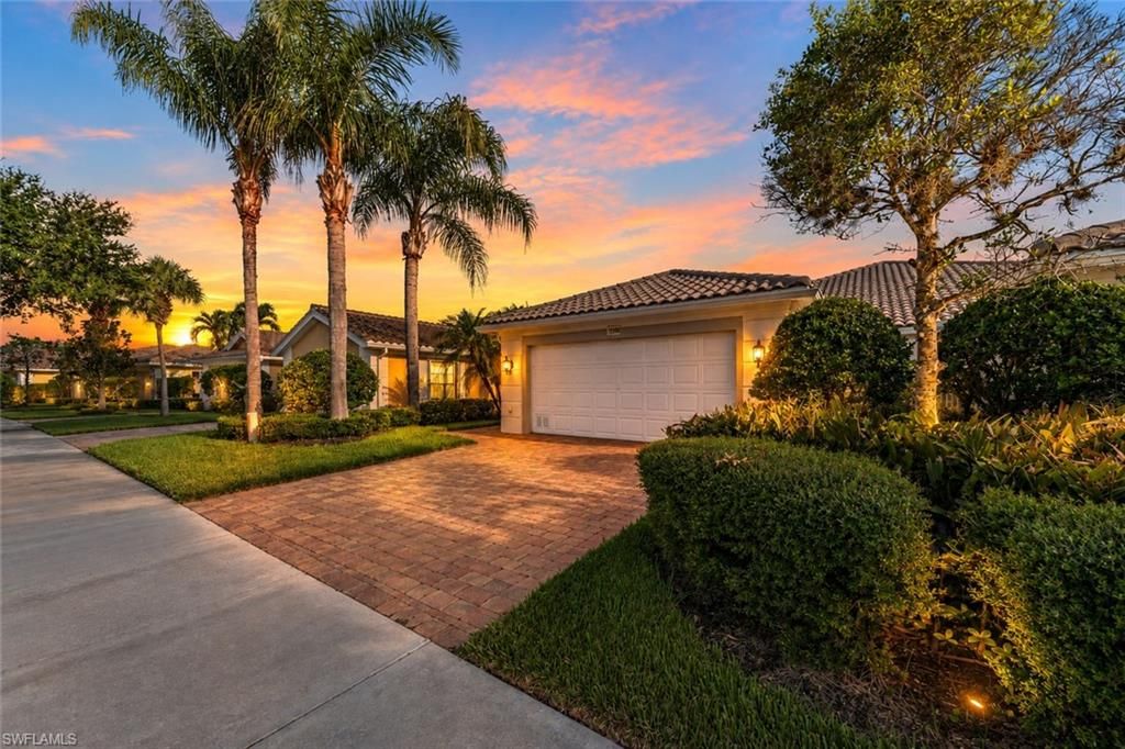 15500 Orlanda DR, BONITA SPRINGS, FL 34135 — exterior