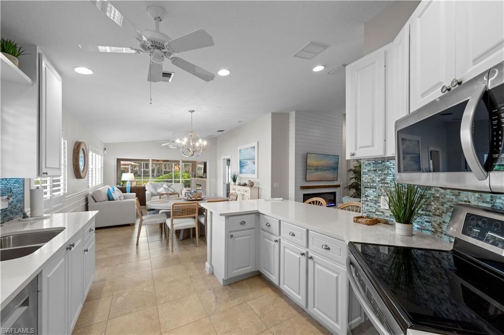 15500 Orlanda DR, BONITA SPRINGS, FL 34135 — photo 5