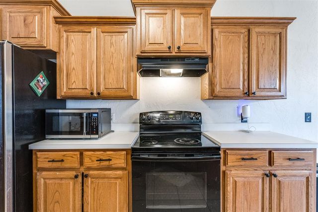 4904 Sunny Court, Oklahoma City, OK 73135