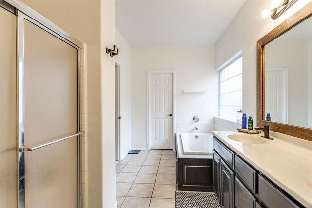 4904 Sunny Court, Oklahoma City, OK 73135