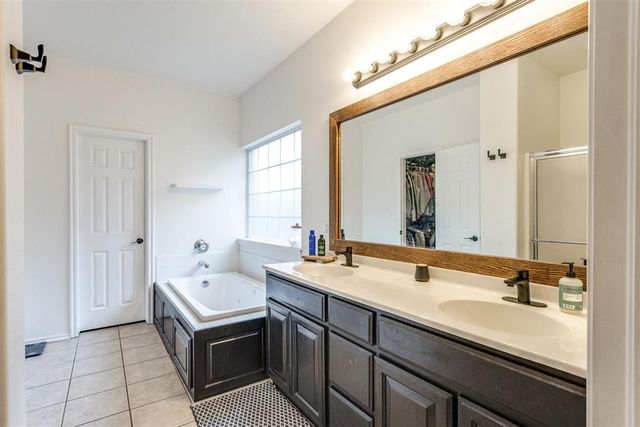 4904 Sunny Court, Oklahoma City, OK 73135