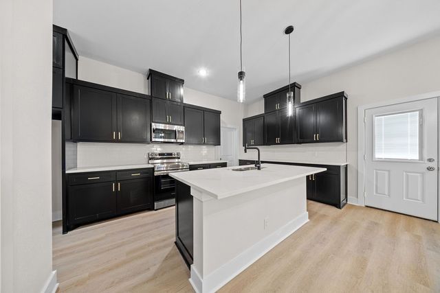 1628 Bessie Street, Fort Worth, TX 76104