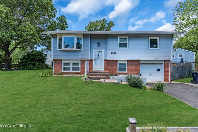 1488 Colorado Drive, Toms River, NJ 08753