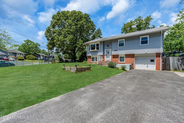 1488 Colorado Drive, Toms River, NJ 08753