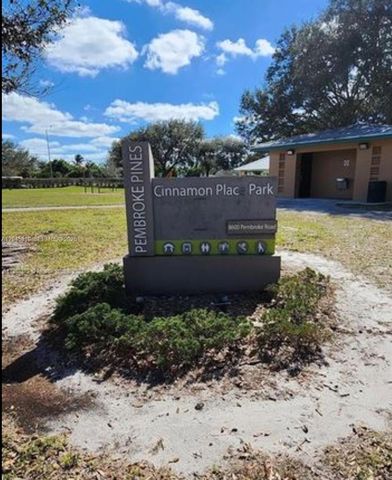 1430 SW 85th Terrace 1430, Pembroke Pines, FL 33025