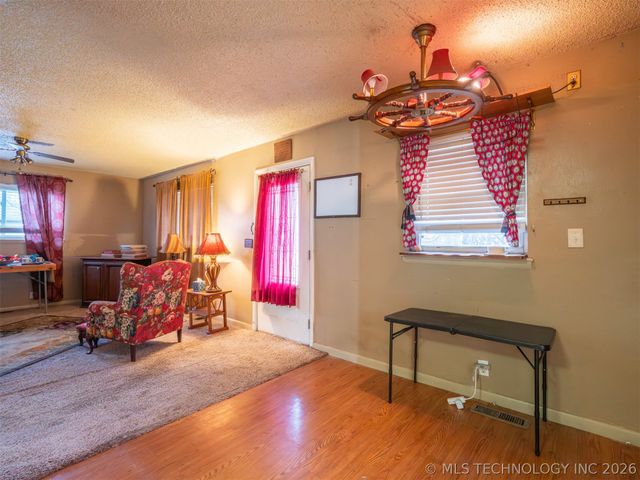 718 S 12th, Mcalester, OK 74501