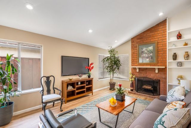 903 Calle De Verde, San Jose, CA 95136