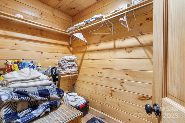 741 S Toe River Road, Burnsville, NC 28714