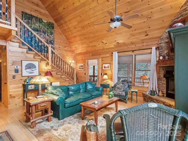 741 S Toe River Road, Burnsville, NC 28714