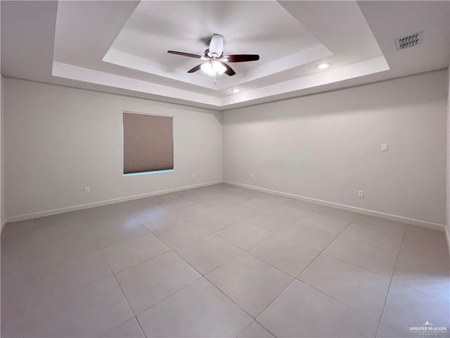 13904 N 40th Street, Edinburg, TX 78541