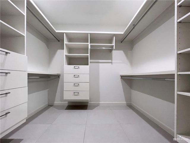 13904 N 40th Street, Edinburg, TX 78541