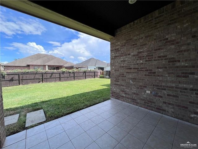 13904 N 40th Street, Edinburg, TX 78541