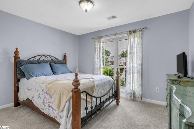 75 Forest Lake Drive, Simpsonville, SC 29681