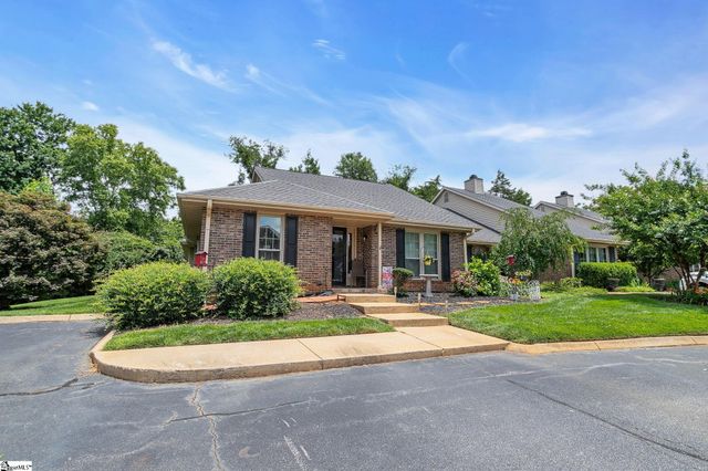 75 Forest Lake Drive, Simpsonville, SC 29681