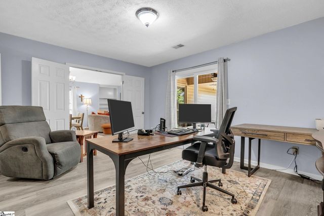 75 Forest Lake Drive, Simpsonville, SC 29681