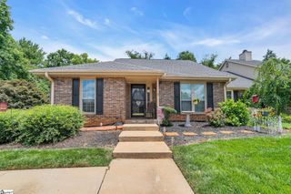 75 Forest Lake Drive, Simpsonville, SC 29681