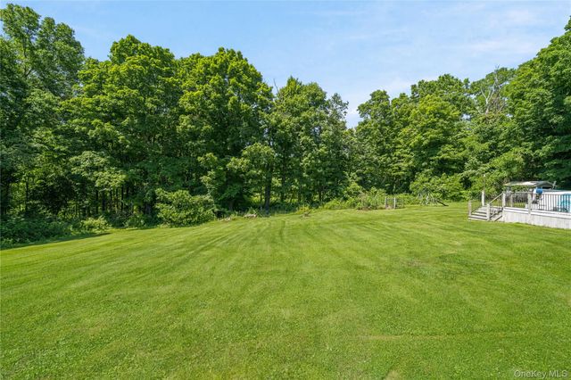 2084 State Route 94, Salisbury Mills, NY 12577