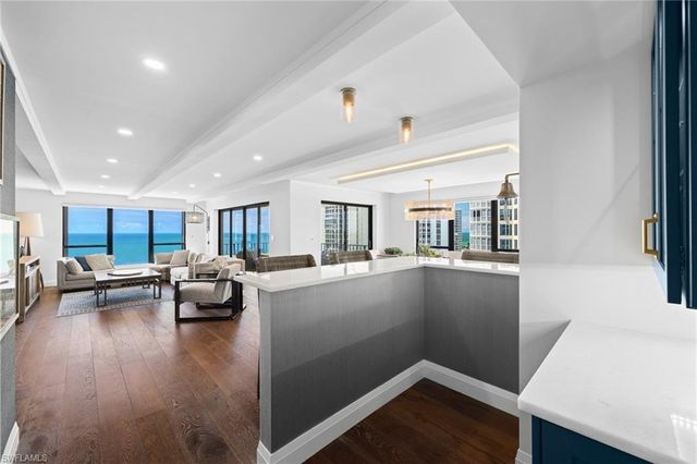 4451 Gulf Shore BLVD N 1401, Naples, FL 34103