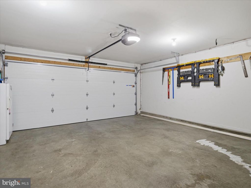Image 25 of property listing at 1185 LINDSAY LN, Hagerstown, MD 21742