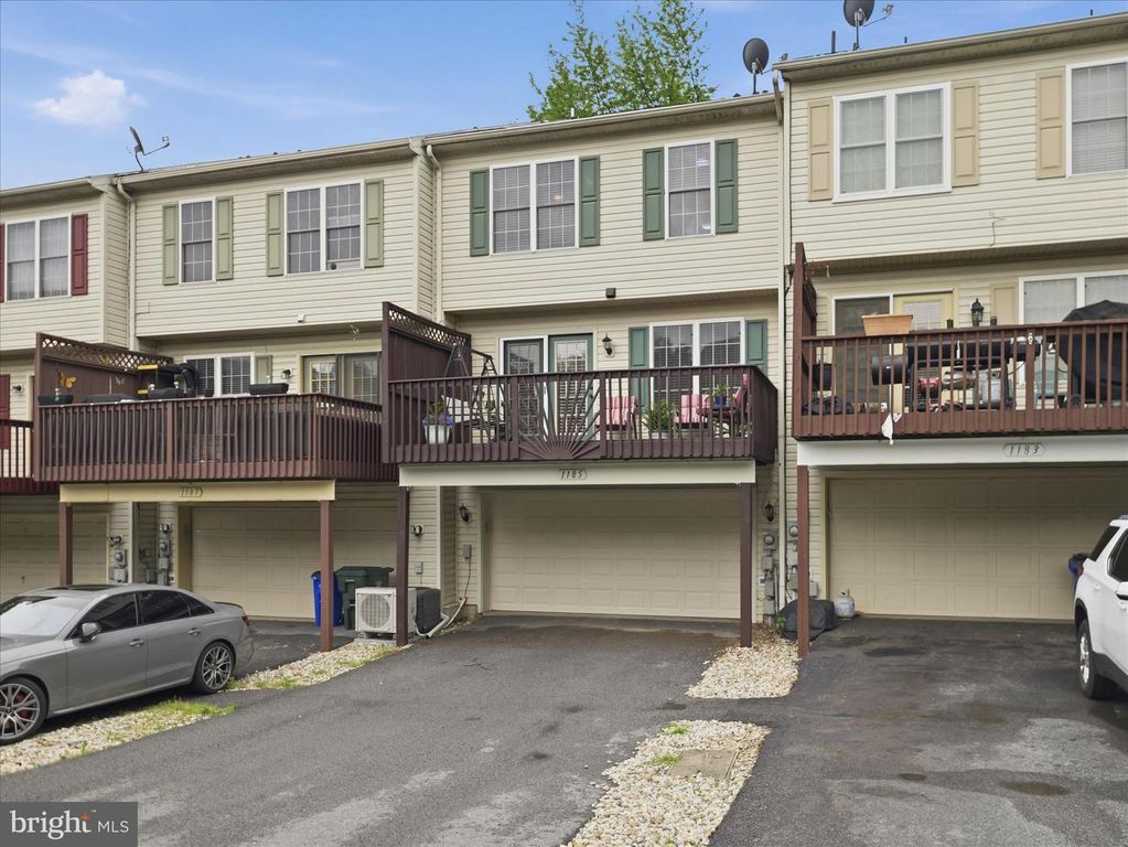 Image 26 of property listing at 1185 LINDSAY LN, Hagerstown, MD 21742