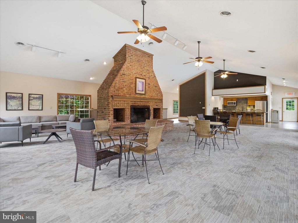 Image 27 of property listing at 1185 LINDSAY LN, Hagerstown, MD 21742
