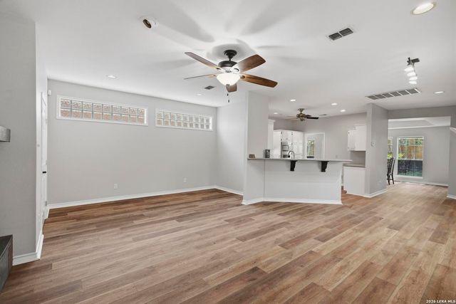 17207 FAWN CLOUD LN, San Antonio, TX 78248