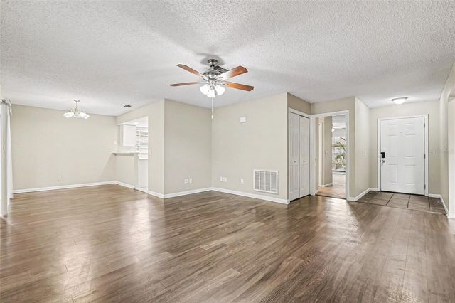 826 SUNRIDGE POINT DRIVE, Seffner, FL 33584