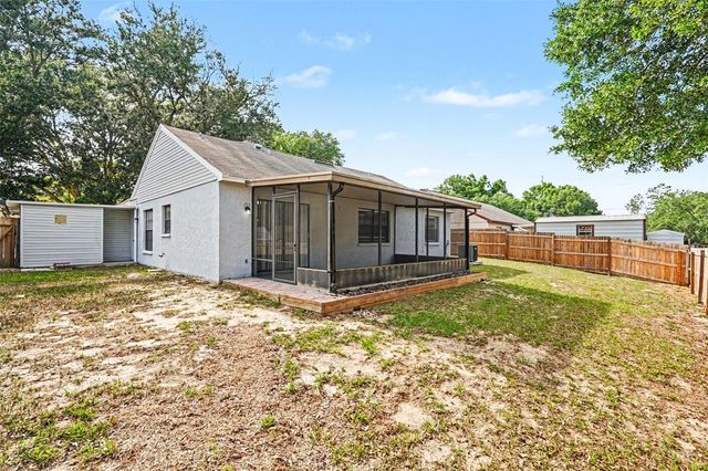 826 SUNRIDGE POINT DRIVE, Seffner, FL 33584