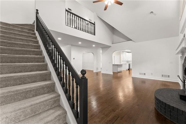 5094 Meadowbrook Circle, Suwanee, GA 30024