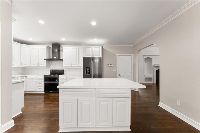 5094 Meadowbrook Circle, Suwanee, GA 30024